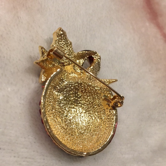 Christmas Holiday Crystal Ball Ornament Brooch Pin NWT unbranded 1.5x2” - Picture 10 of 12